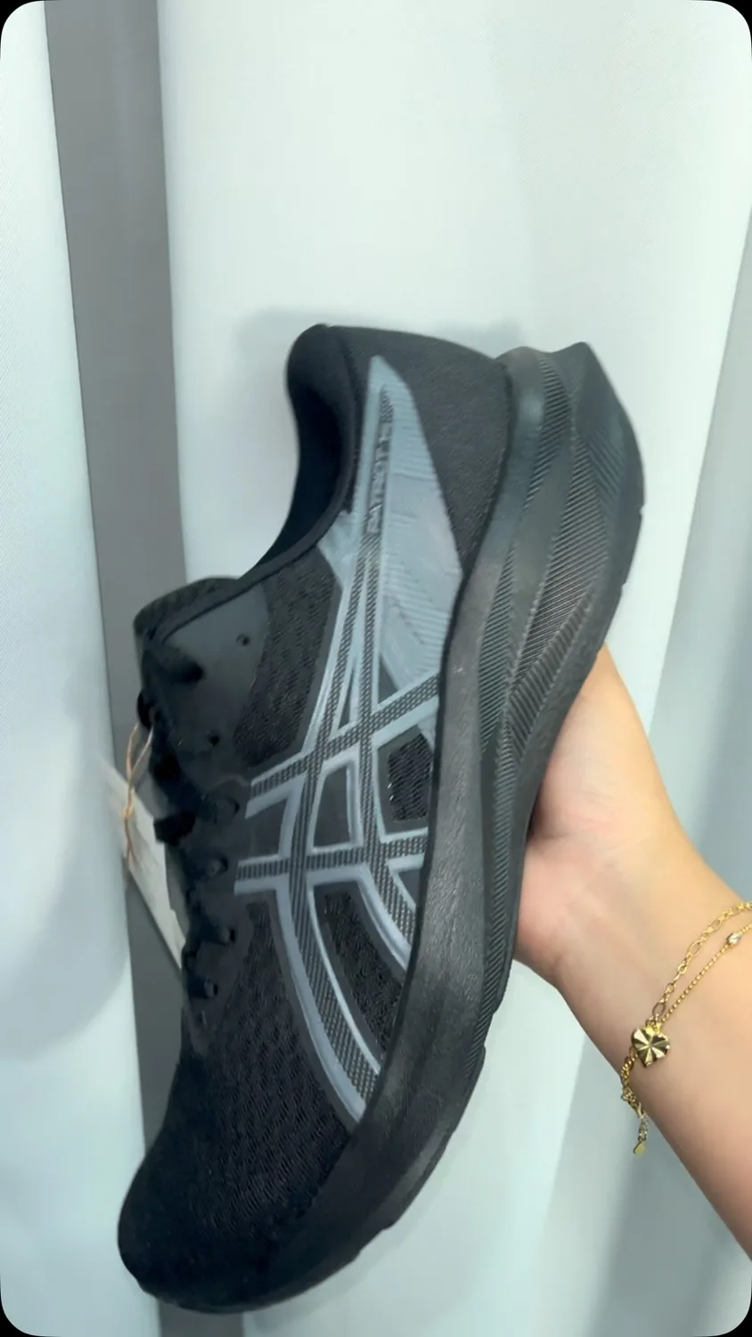 Asics preto com cinza