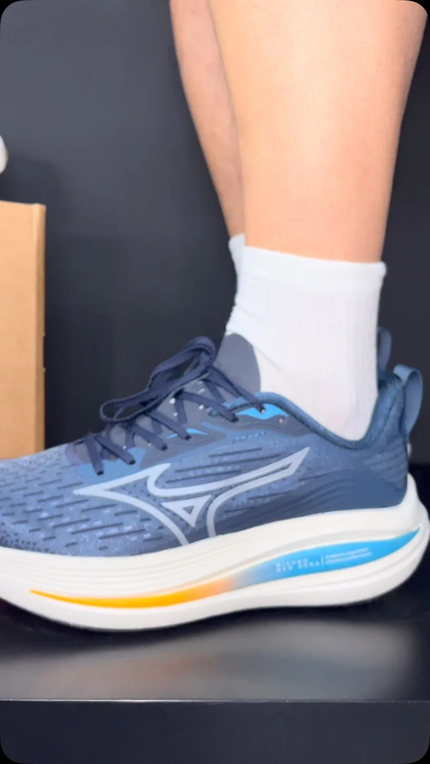 Mizuno azul