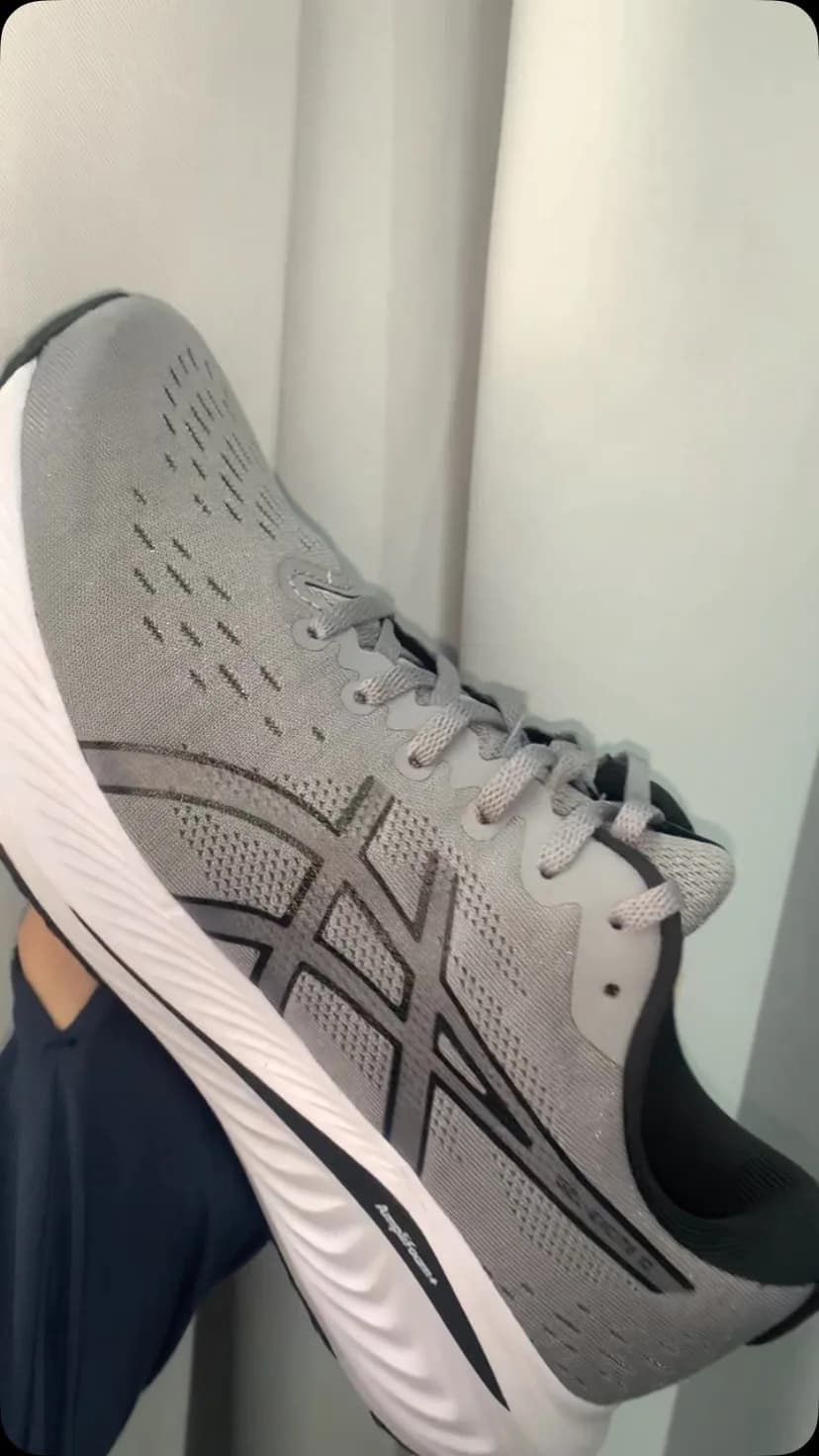 Asics cinza