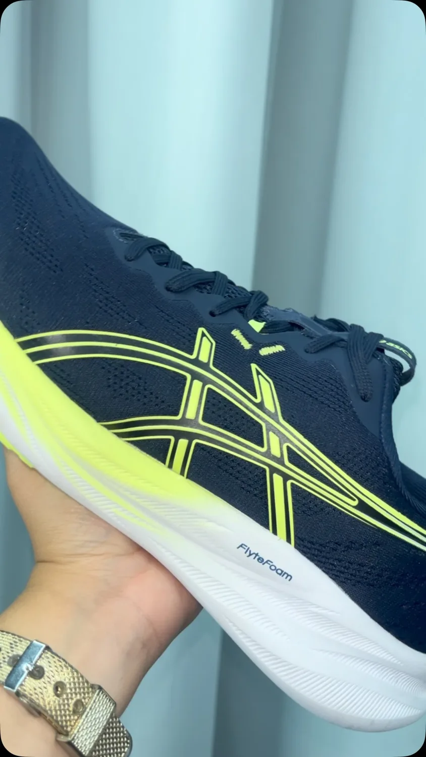 Asics marinho com verde limão